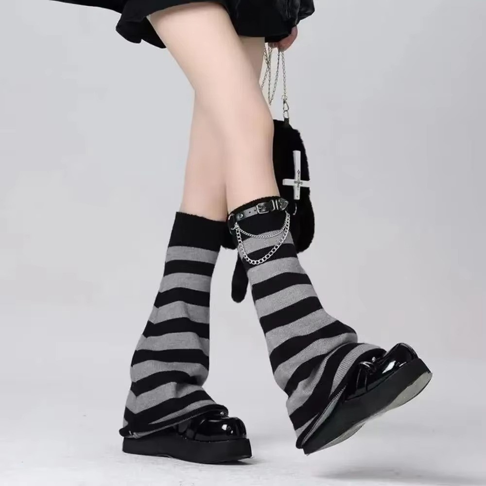 Boot Sock Slouchy - Gotyckie ocieplacze na nogi w stylu